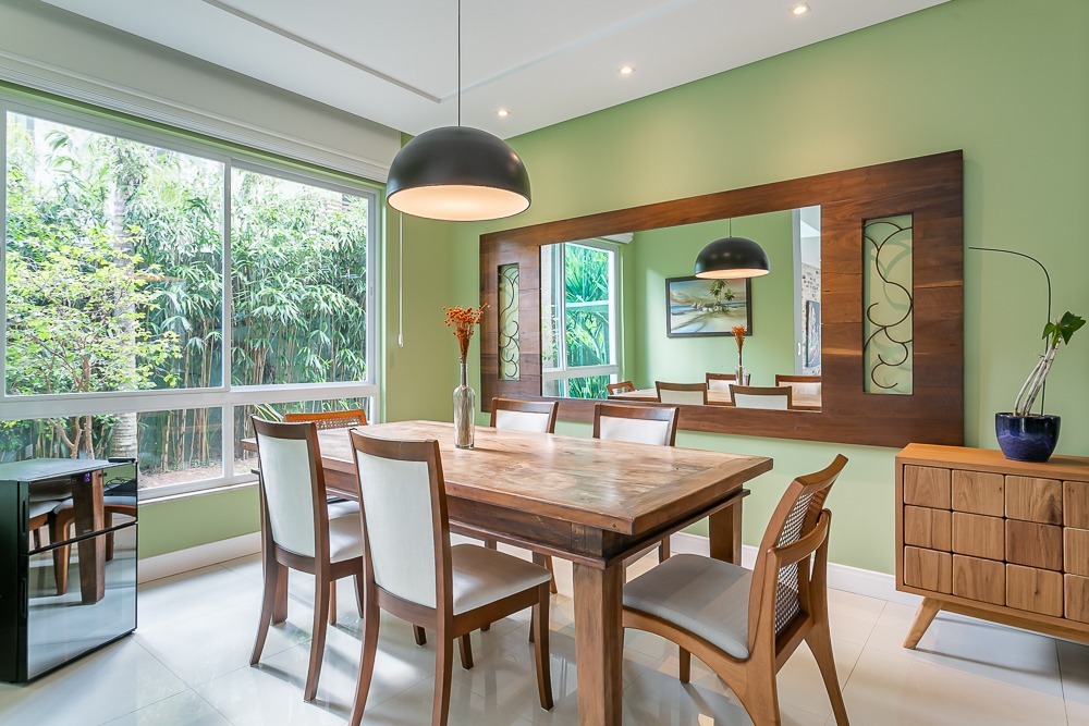 Casa com 410m², 4 quartos (sendo 4 suítes), 3 garagens, no bairro Praia Mole em Florianópolis