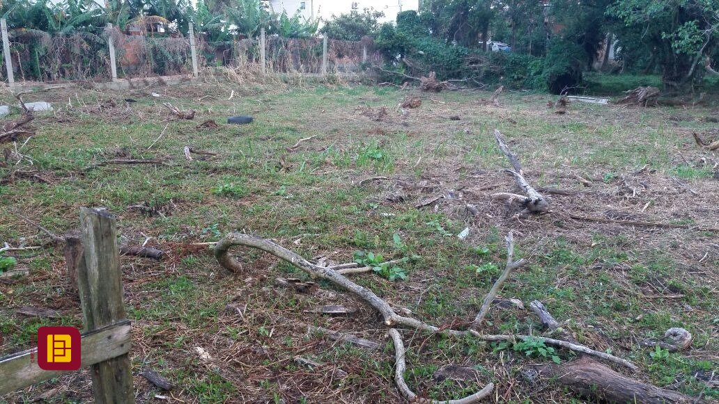 Terreno com 3575m², no bairro Morro das Pedras em Florianópolis