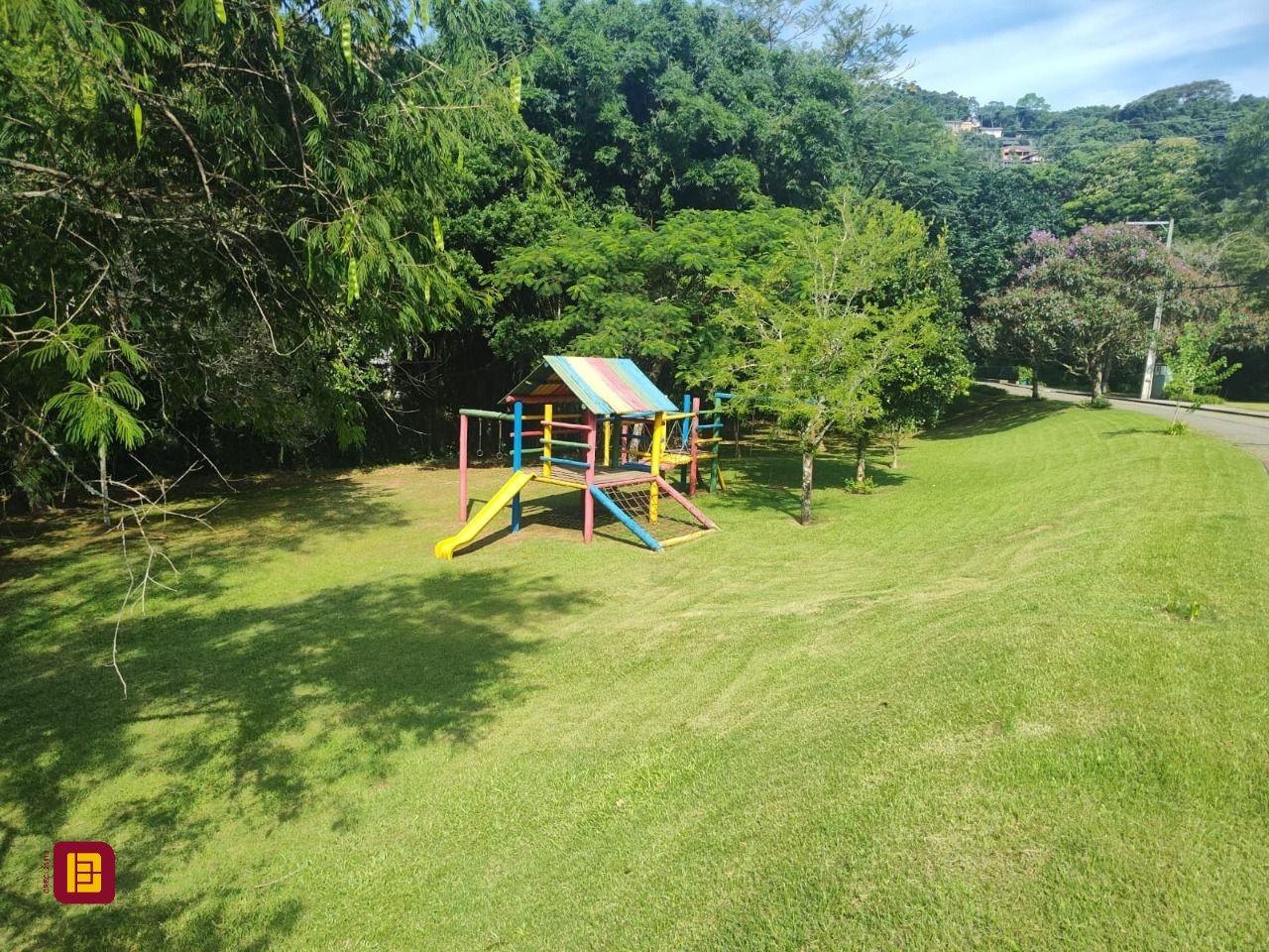 Terreno com 1312m², no bairro Córrego Grande em Florianópolis