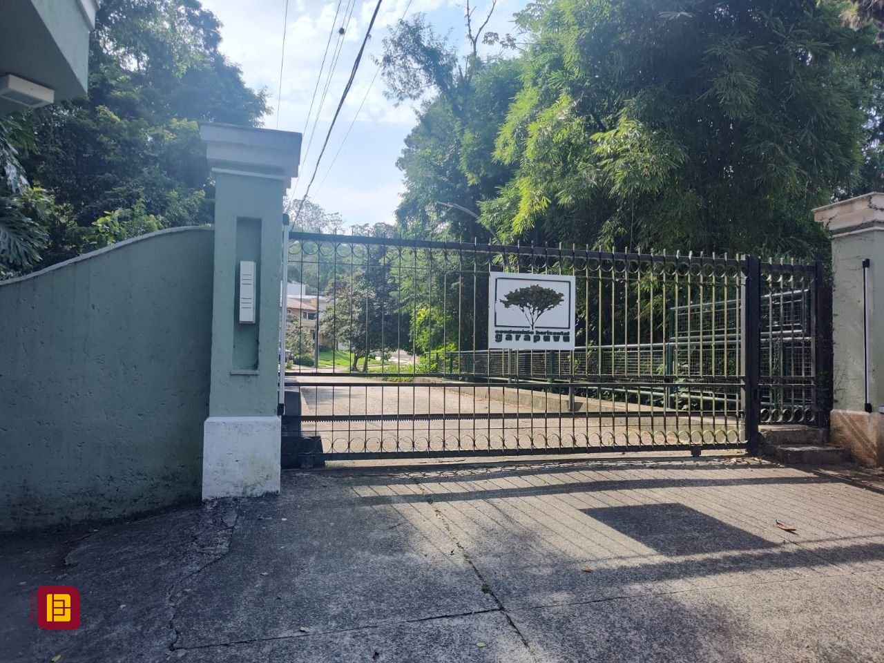 Terreno com 1312m², no bairro Córrego Grande em Florianópolis