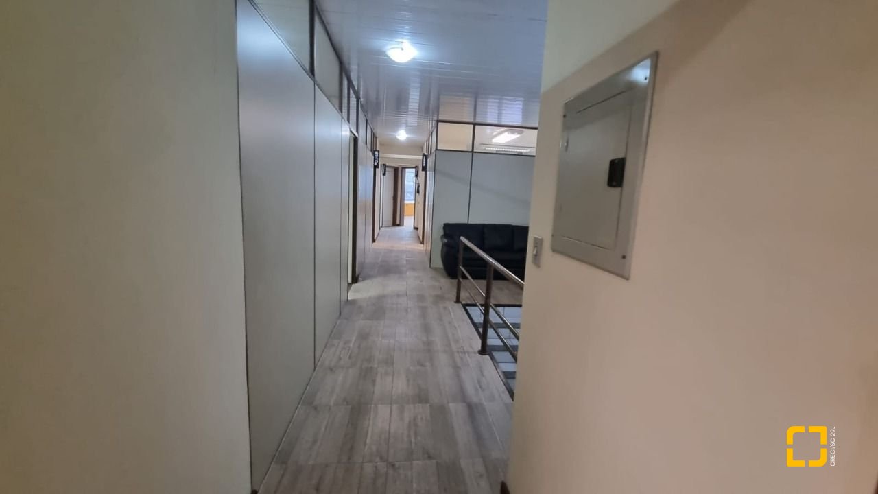 Prédio com 361m², 6 garagens, no bairro Centro em Florianópolis