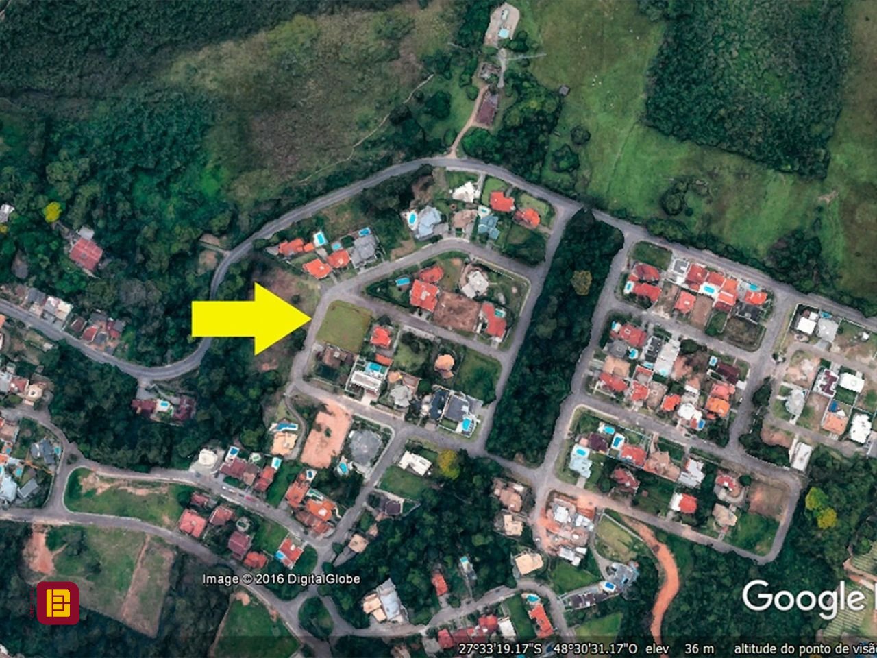 Terreno com 906m², no bairro João Paulo em Florianópolis