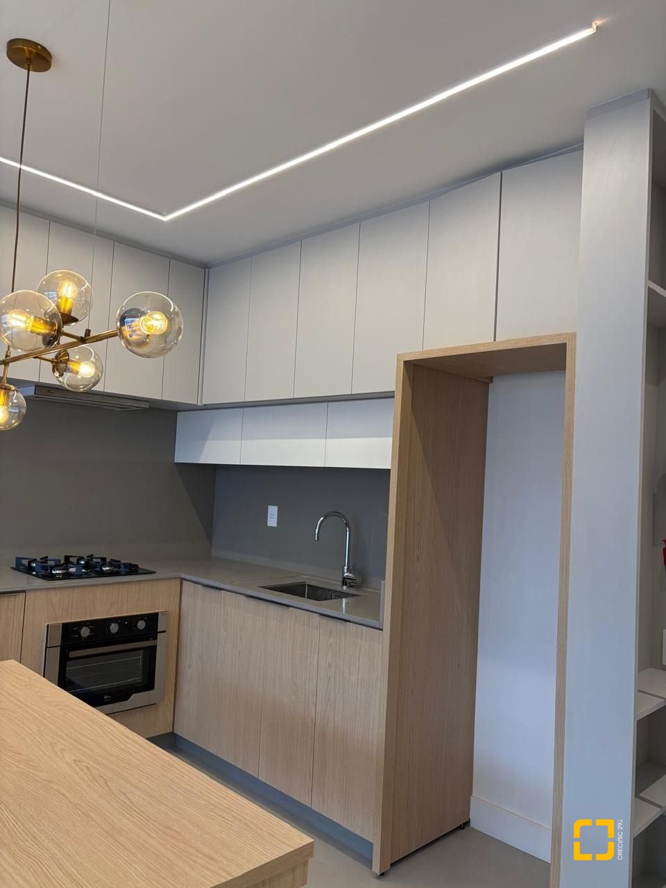 Apartamento com 42m², 1 quarto, 1 garagem, no bairro Estreito em Florianópolis
