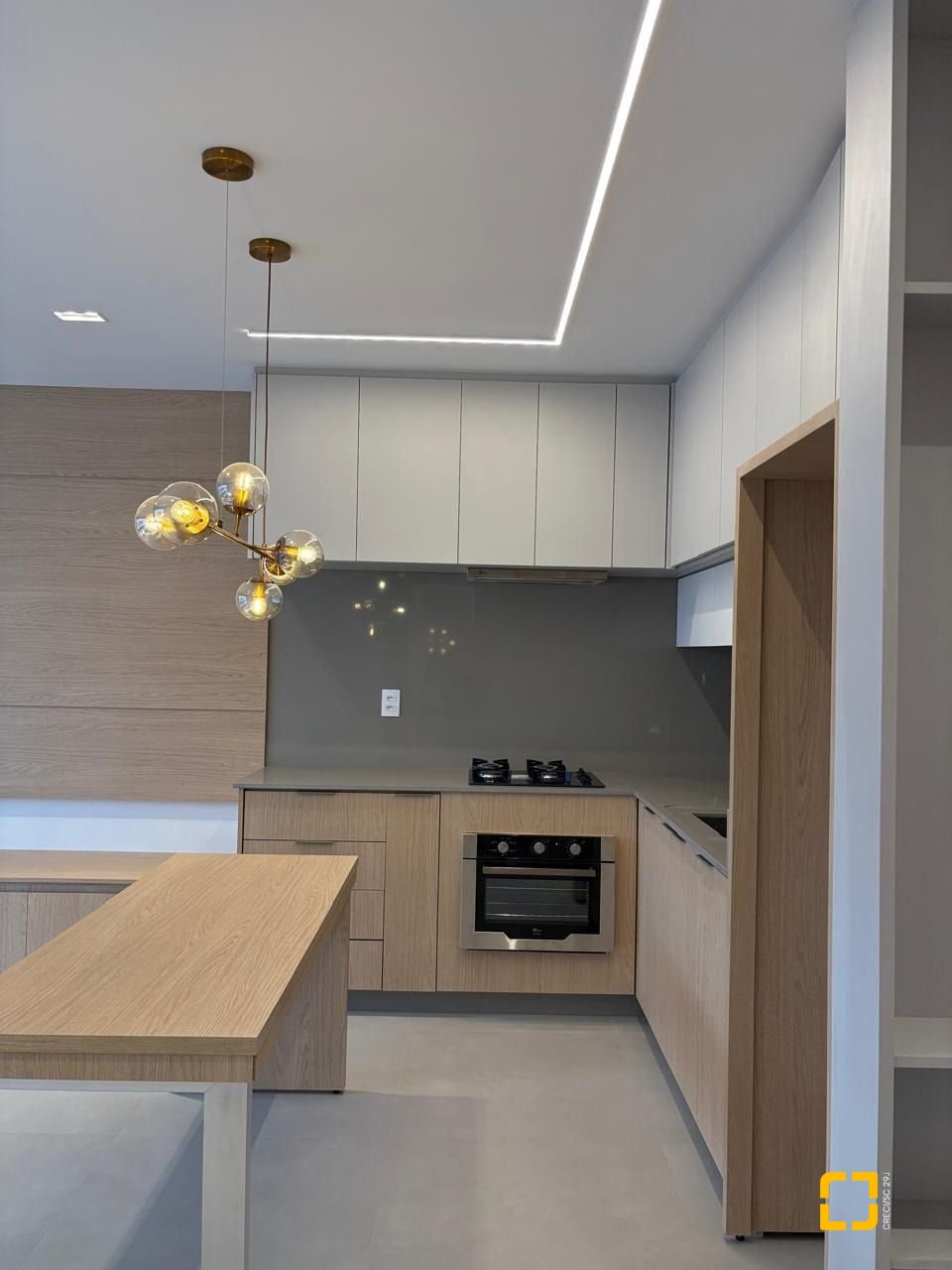 Apartamento com 42m², 1 quarto, 1 garagem, no bairro Estreito em Florianópolis