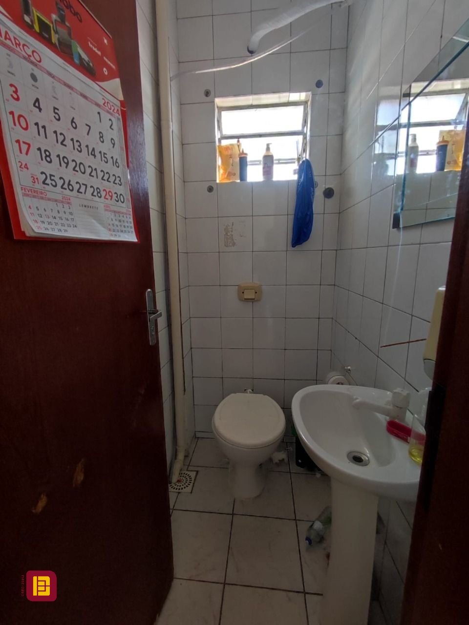 Galpão com 745m², 10 garagens, no bairro Bela Vista em Palhoça