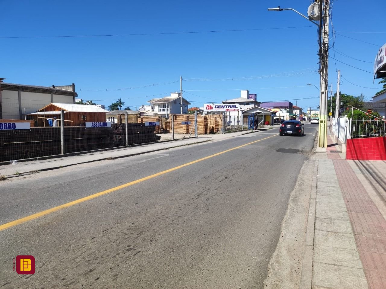 Galpão com 745m², 10 garagens, no bairro Bela Vista em Palhoça