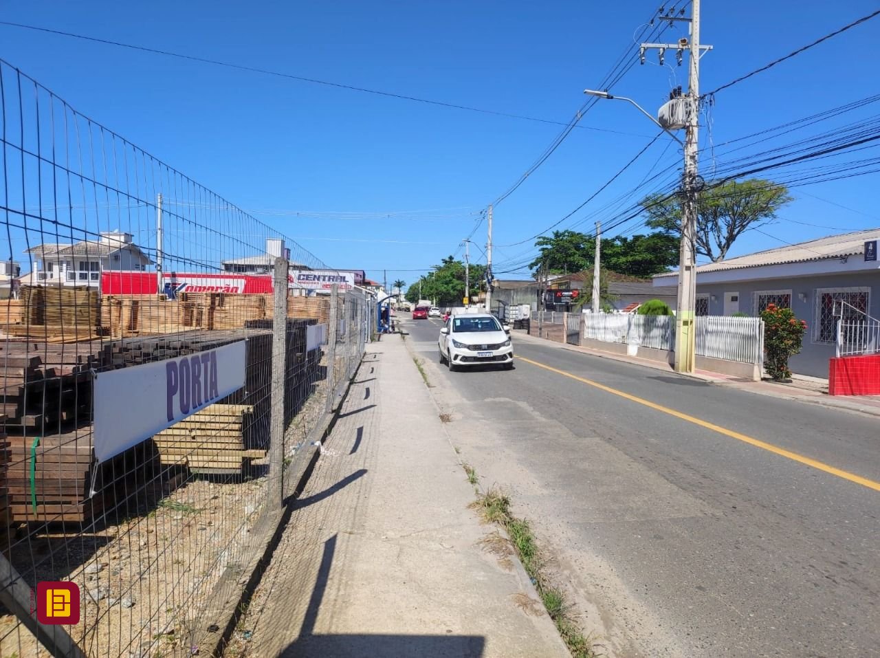 Galpão com 745m², 10 garagens, no bairro Bela Vista em Palhoça