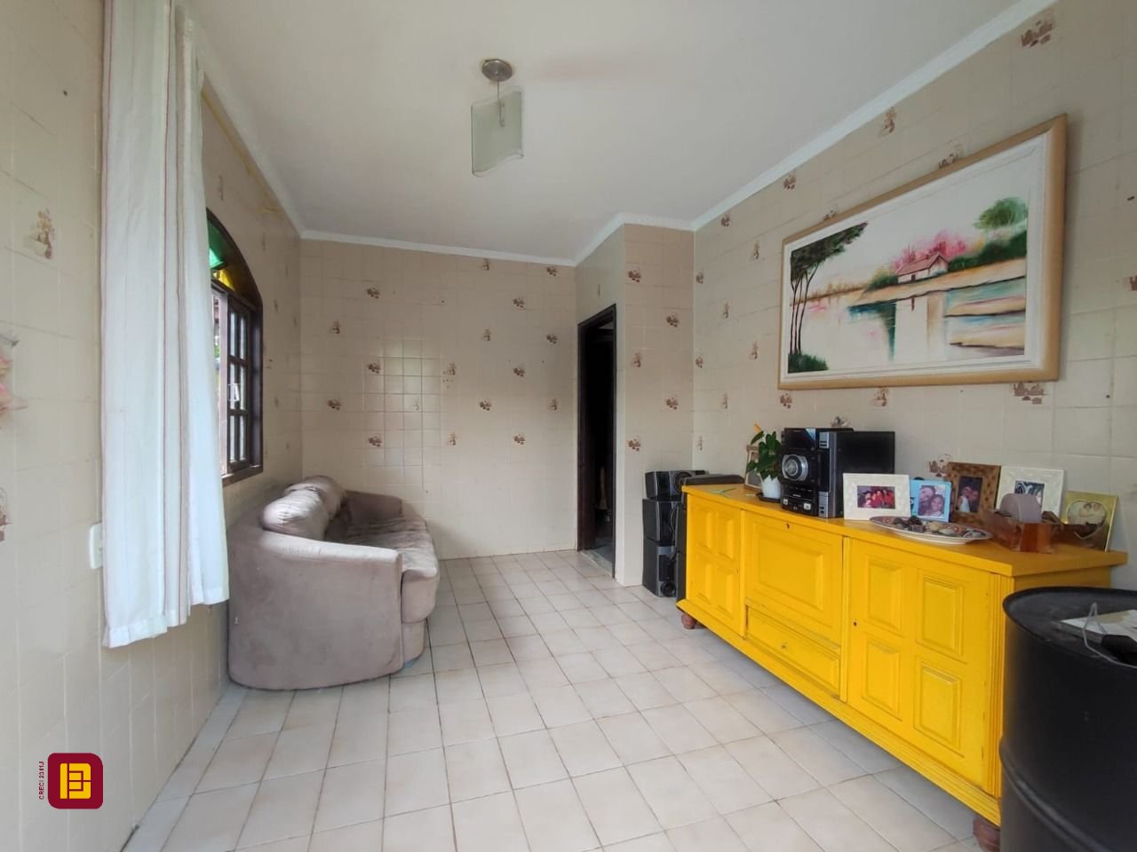 Casa com 100m², 3 quartos, 2 garagens, no bairro Areias em São José