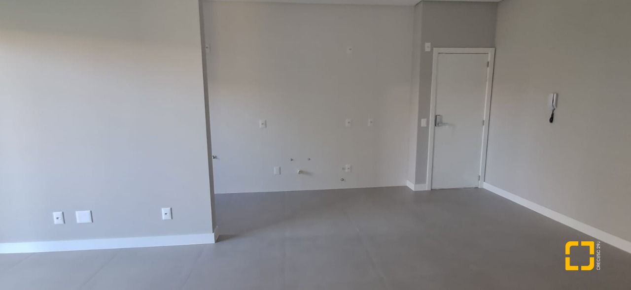 Apartamento com 91m², 4 quartos (sendo 1 suíte), 2 garagens, no bairro Ingleses em Florianópolis