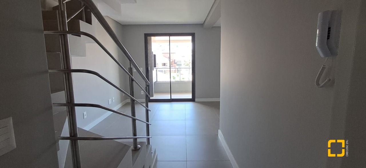 Apartamento com 72m², 3 quartos (sendo 1 suíte), 1 garagem, no bairro Ingleses em Florianópolis