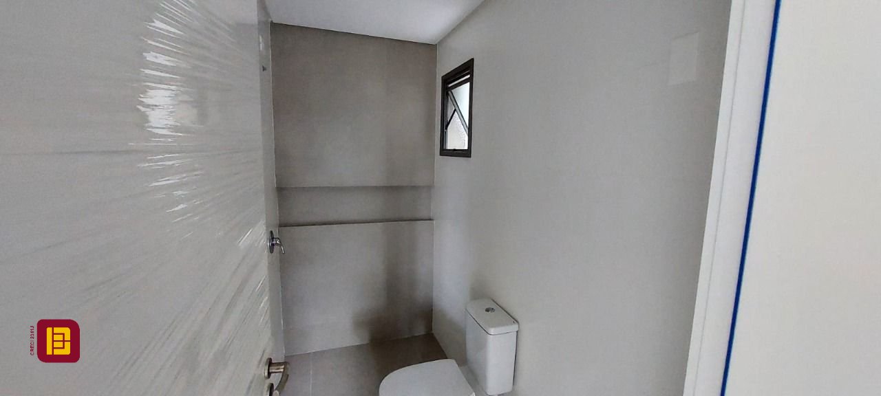 Apartamento com 72m², 3 quartos (sendo 1 suíte), 1 garagem, no bairro Ingleses em Florianópolis