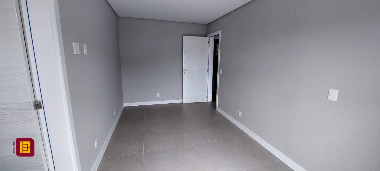 Apartamento com 72m², 3 quartos (sendo 1 suíte), 1 garagem, no bairro Ingleses em Florianópolis