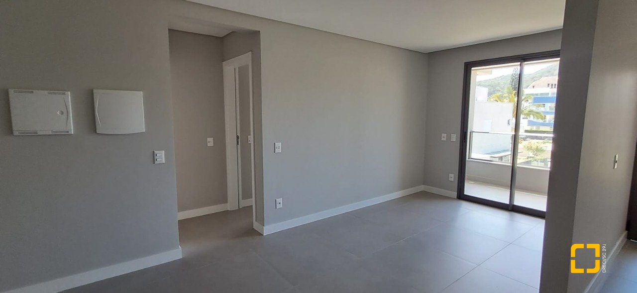 Apartamento com 76m², 4 quartos (sendo 2 suítes), 2 garagens, no bairro Ingleses em Florianópolis
