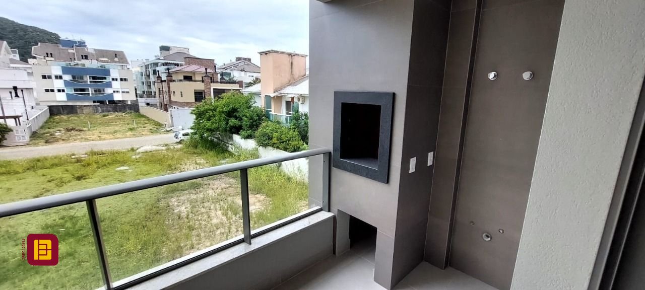 Apartamento com 76m², 4 quartos (sendo 2 suítes), 2 garagens, no bairro Ingleses em Florianópolis