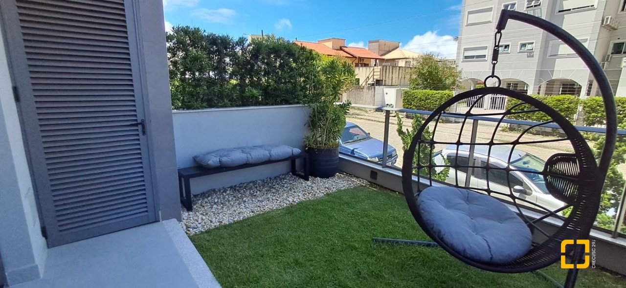 Apartamento com 76m², 4 quartos (sendo 2 suítes), 2 garagens, no bairro Ingleses em Florianópolis