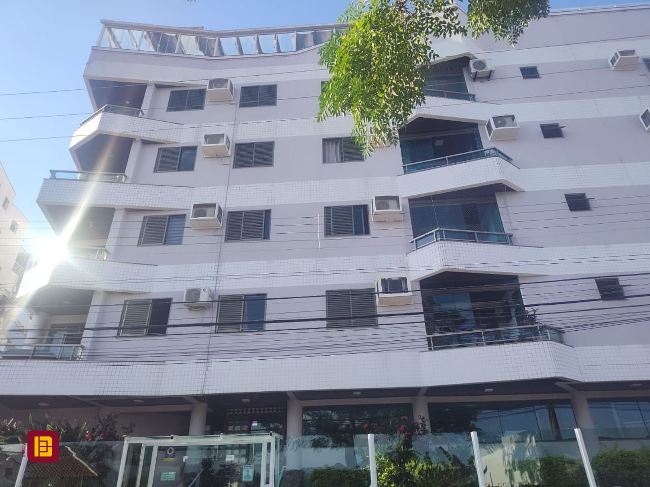 Cobertura com 396m², 3 quartos (sendo 1 suíte), 2 garagens, no bairro Bom Abrigo em Florianópolis