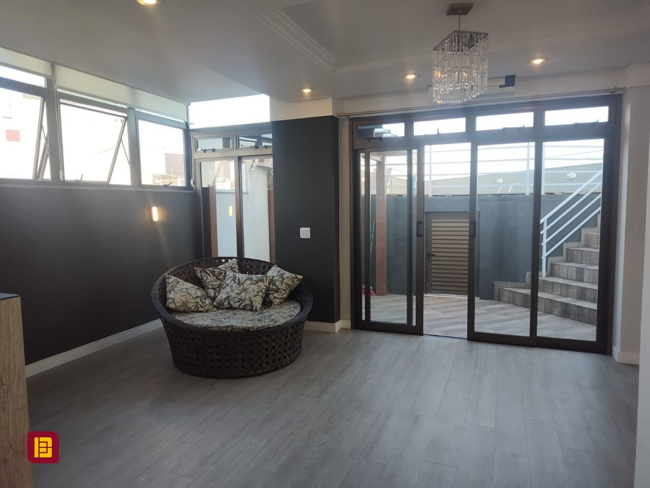 Cobertura com 396m², 3 quartos (sendo 1 suíte), 2 garagens, no bairro Bom Abrigo em Florianópolis