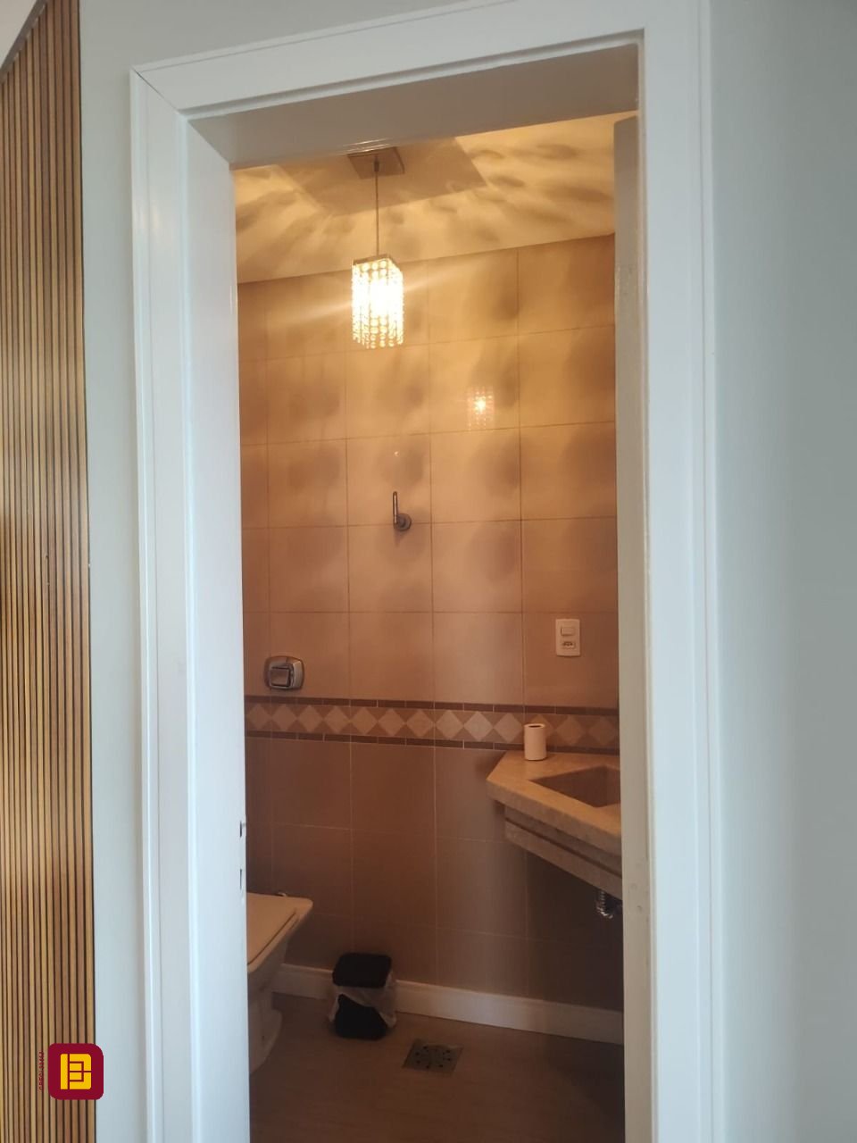 Cobertura com 396m², 3 quartos (sendo 1 suíte), 2 garagens, no bairro Bom Abrigo em Florianópolis