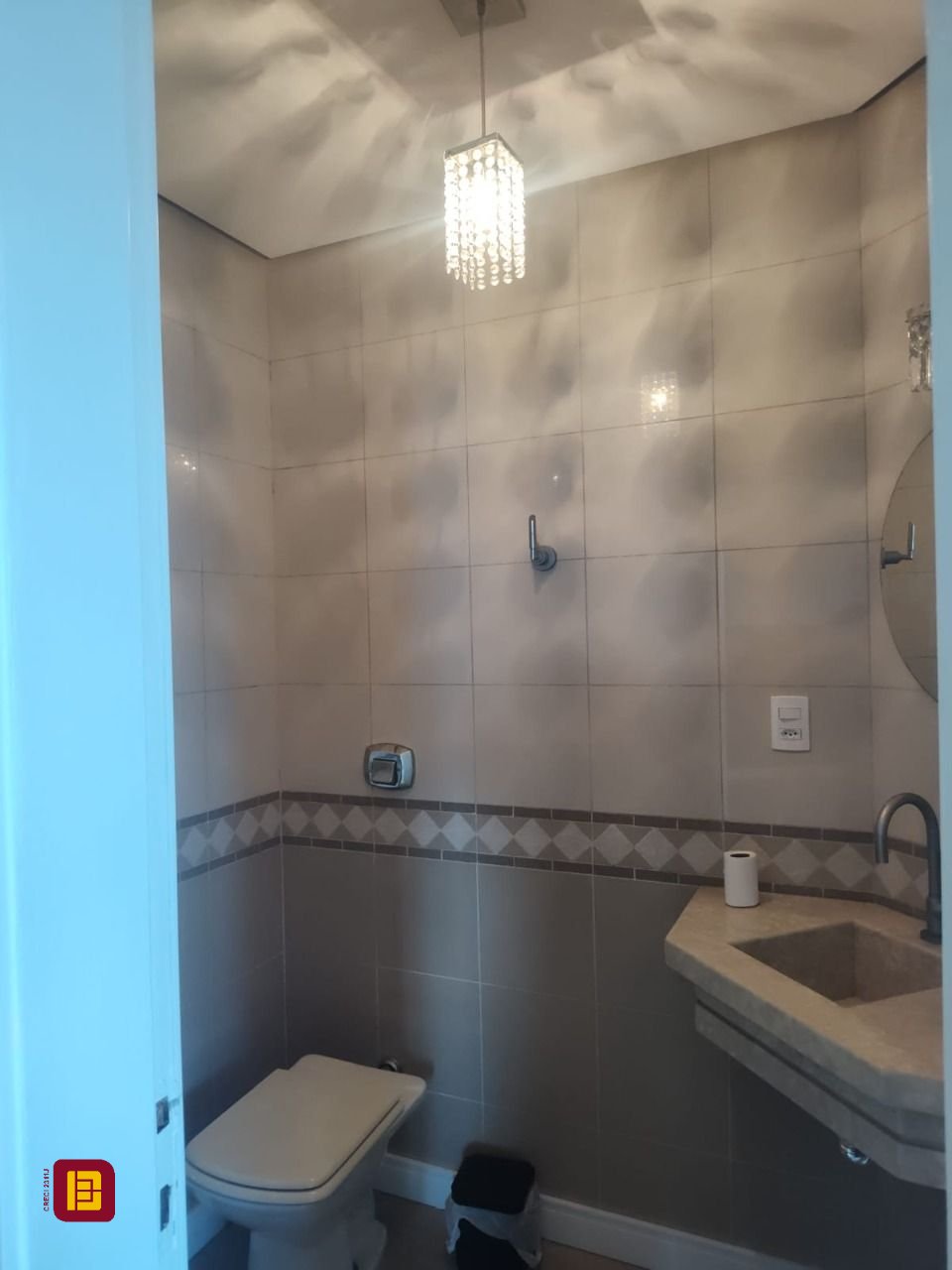 Cobertura com 396m², 3 quartos (sendo 1 suíte), 2 garagens, no bairro Bom Abrigo em Florianópolis