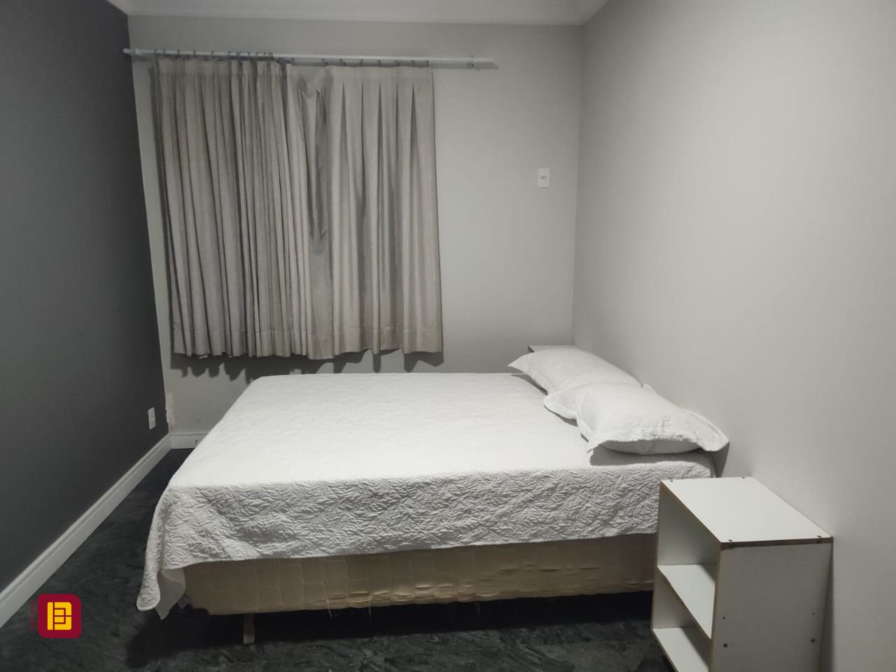 Cobertura com 396m², 3 quartos (sendo 1 suíte), 2 garagens, no bairro Bom Abrigo em Florianópolis