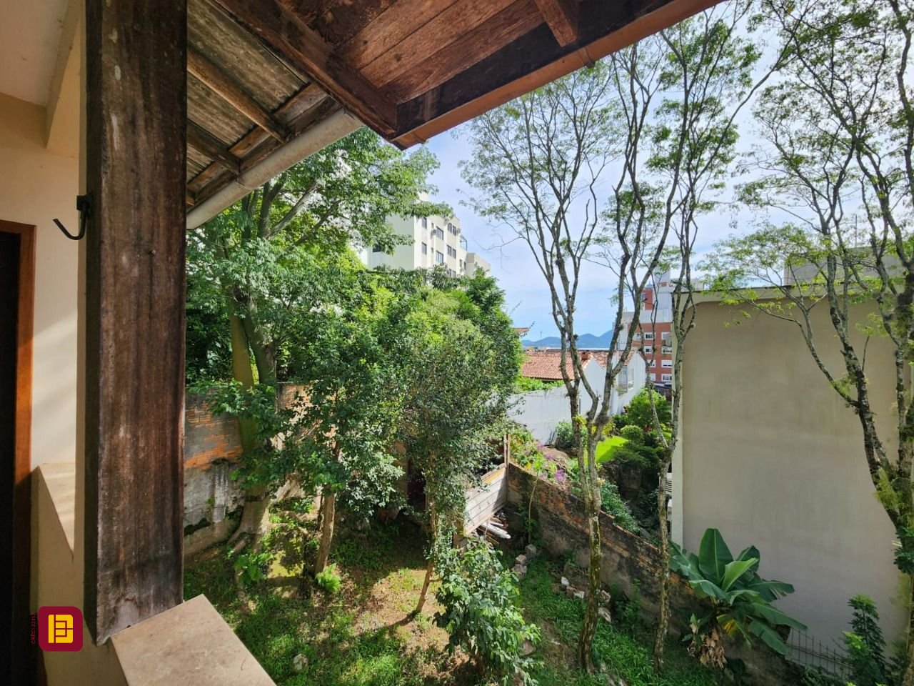 Terreno com 800m², no bairro Agronômica em Florianópolis
