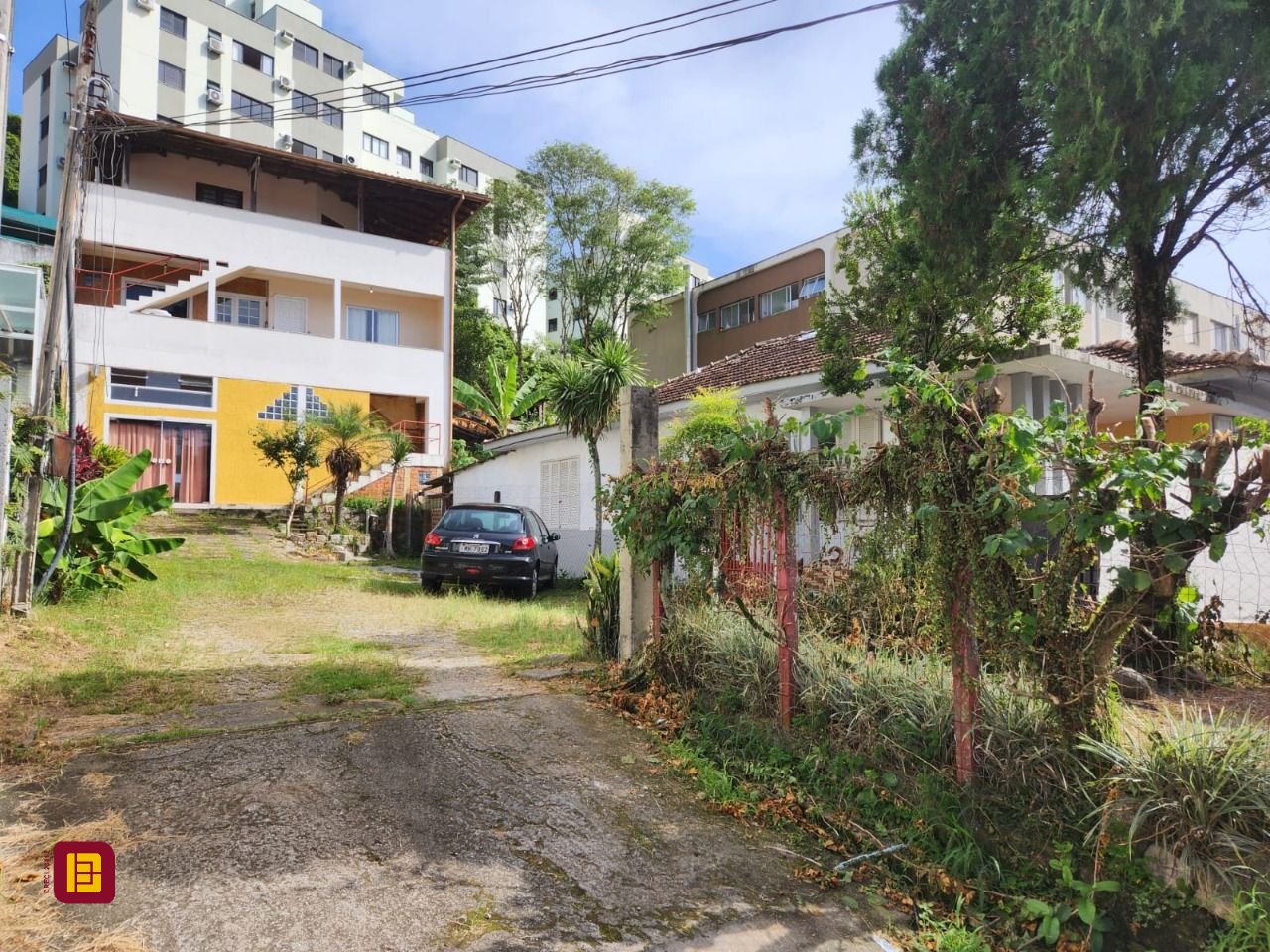 Terreno com 800m², no bairro Agronômica em Florianópolis