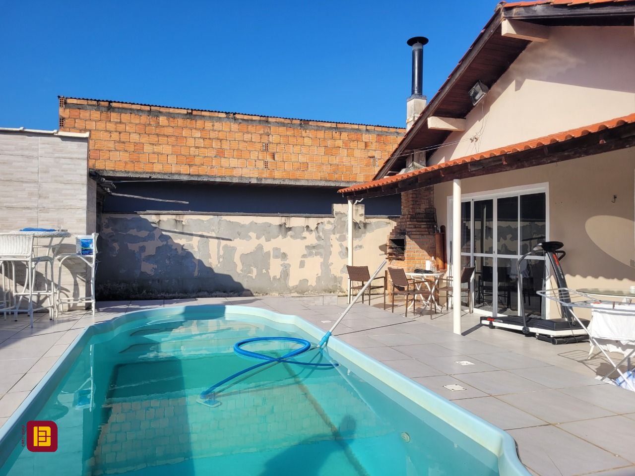 Casa com 160m², 3 quartos, 1 garagem, no bairro Serraria em São José