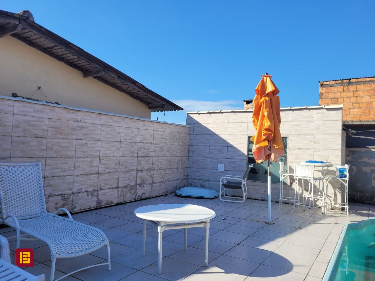 Casa com 160m², 3 quartos, 1 garagem, no bairro Serraria em São José