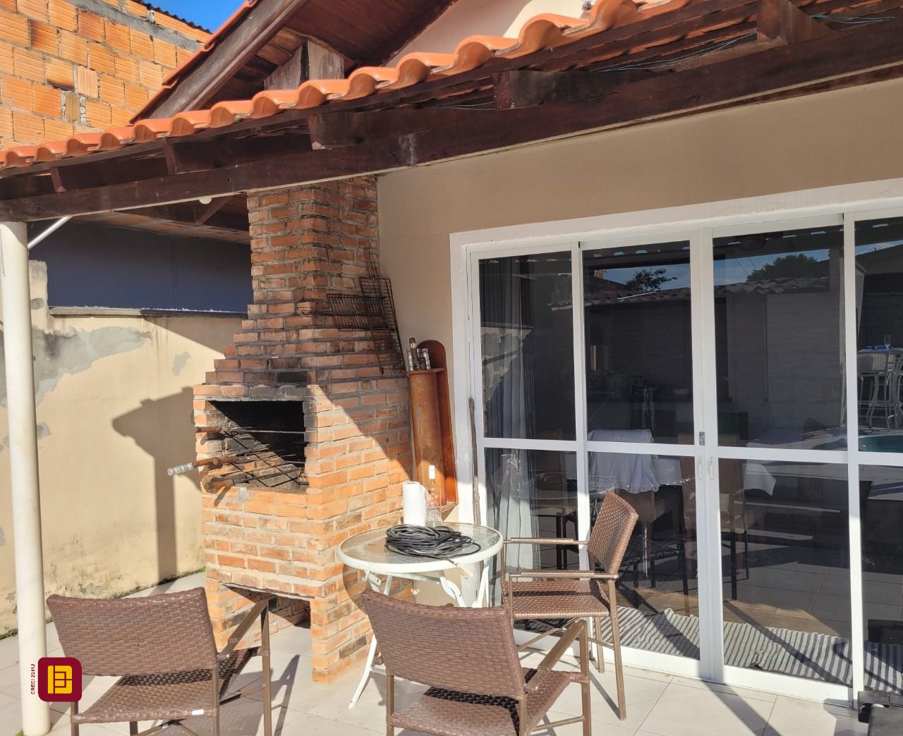 Casa com 160m², 3 quartos, 1 garagem, no bairro Serraria em São José