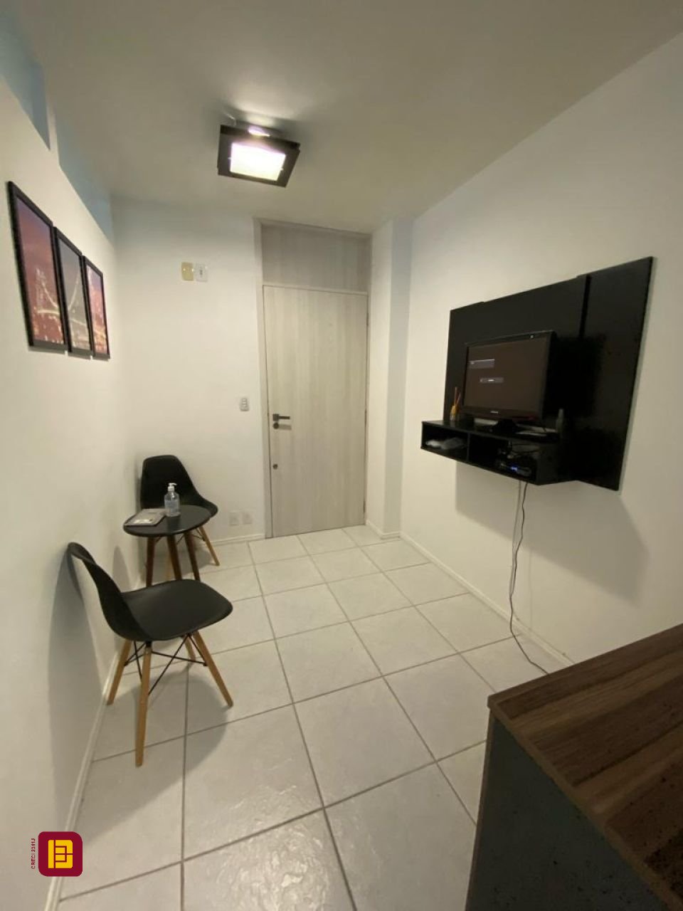 Sala com 43m², no bairro Centro em Florianópolis