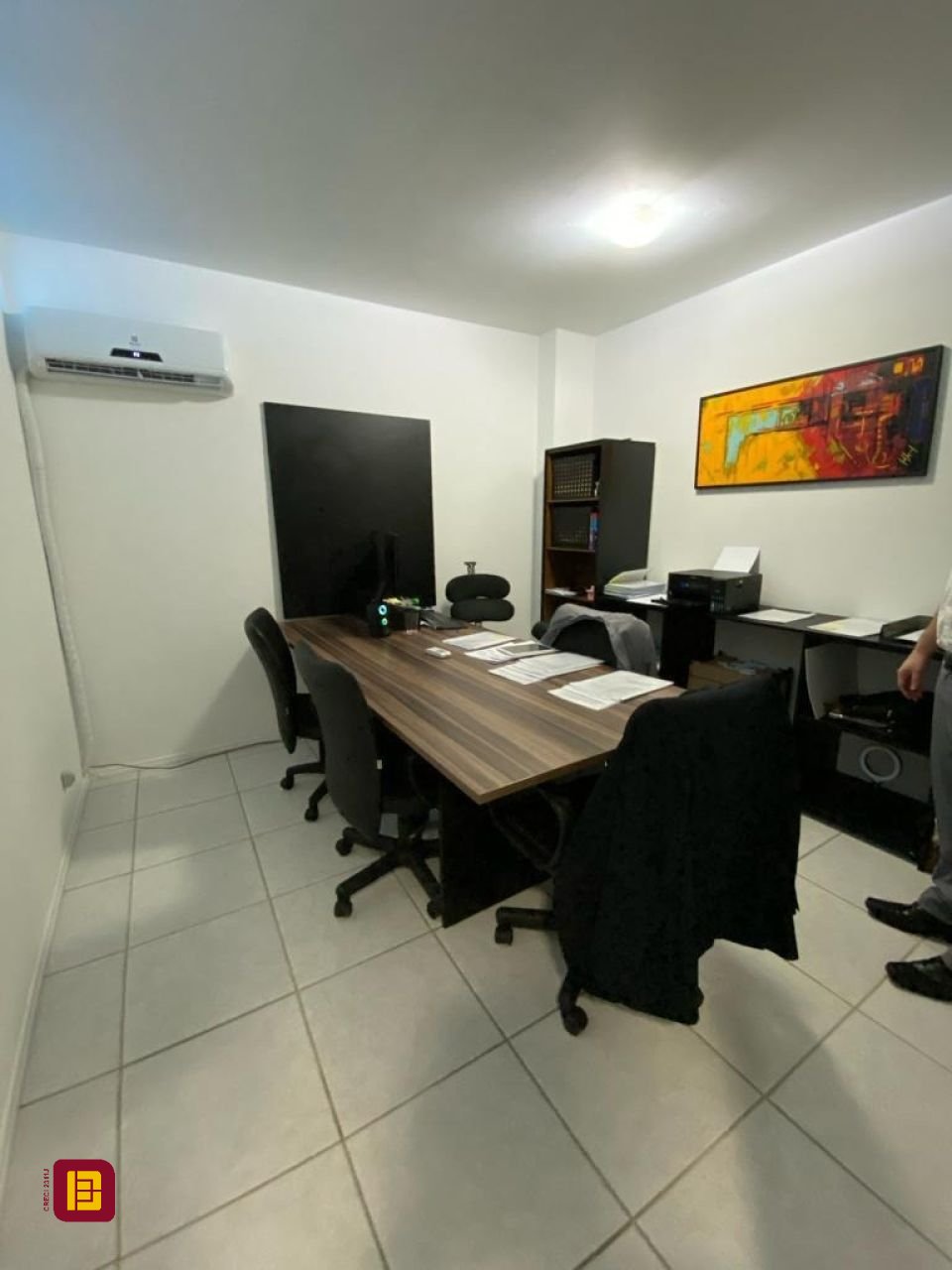Sala com 43m², no bairro Centro em Florianópolis