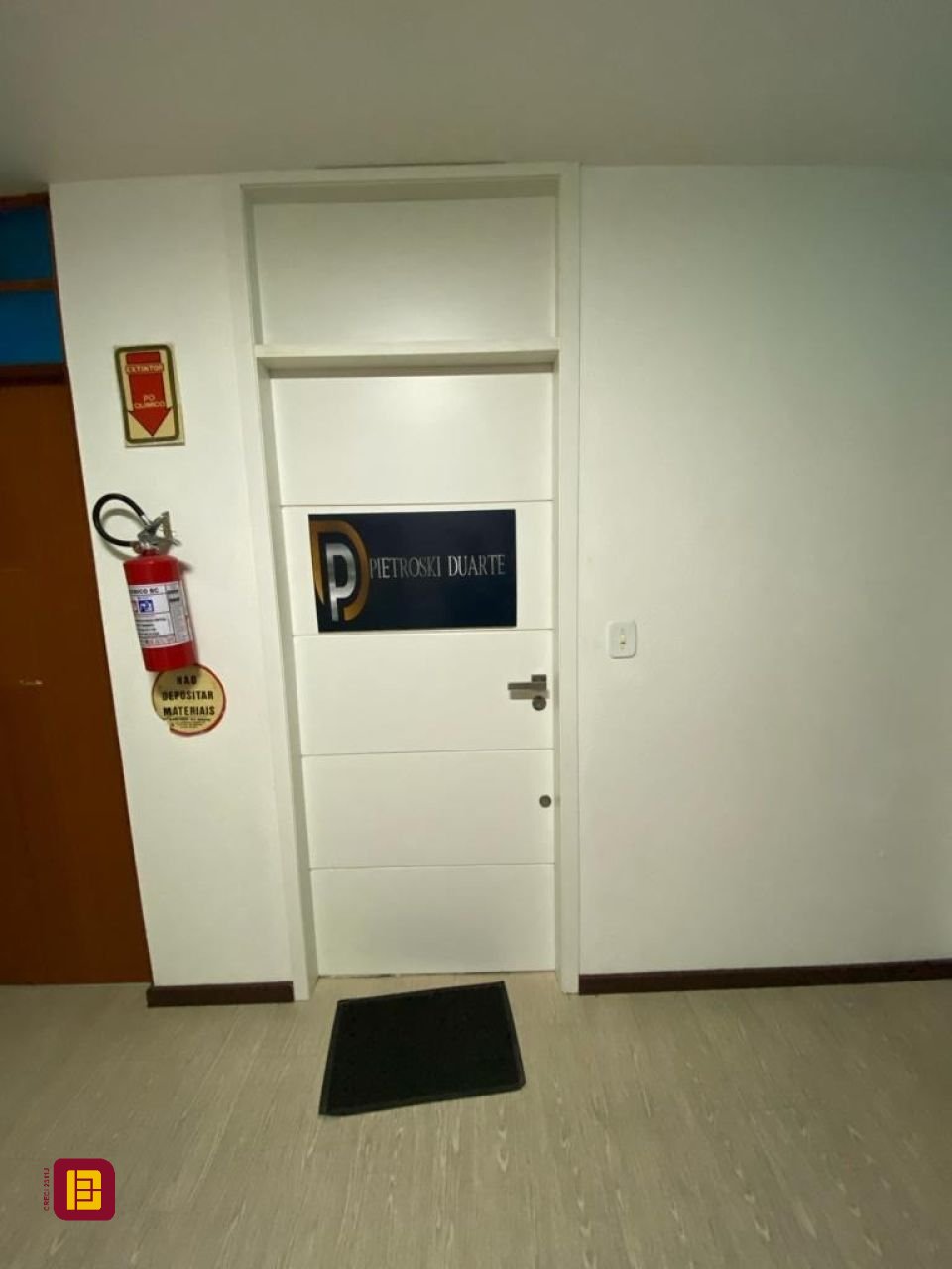 Sala com 43m², no bairro Centro em Florianópolis