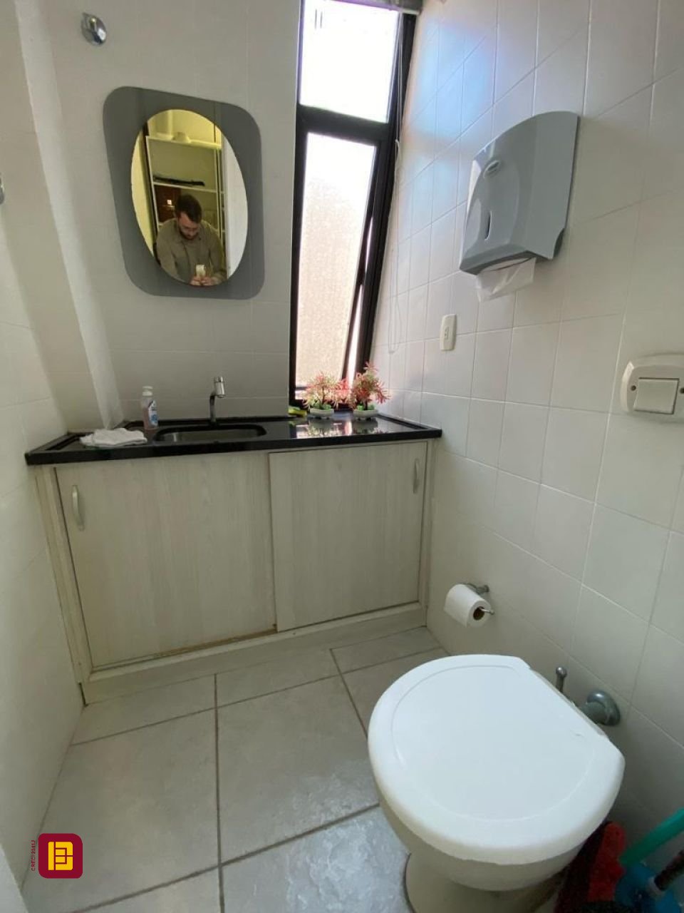 Sala com 43m², no bairro Centro em Florianópolis