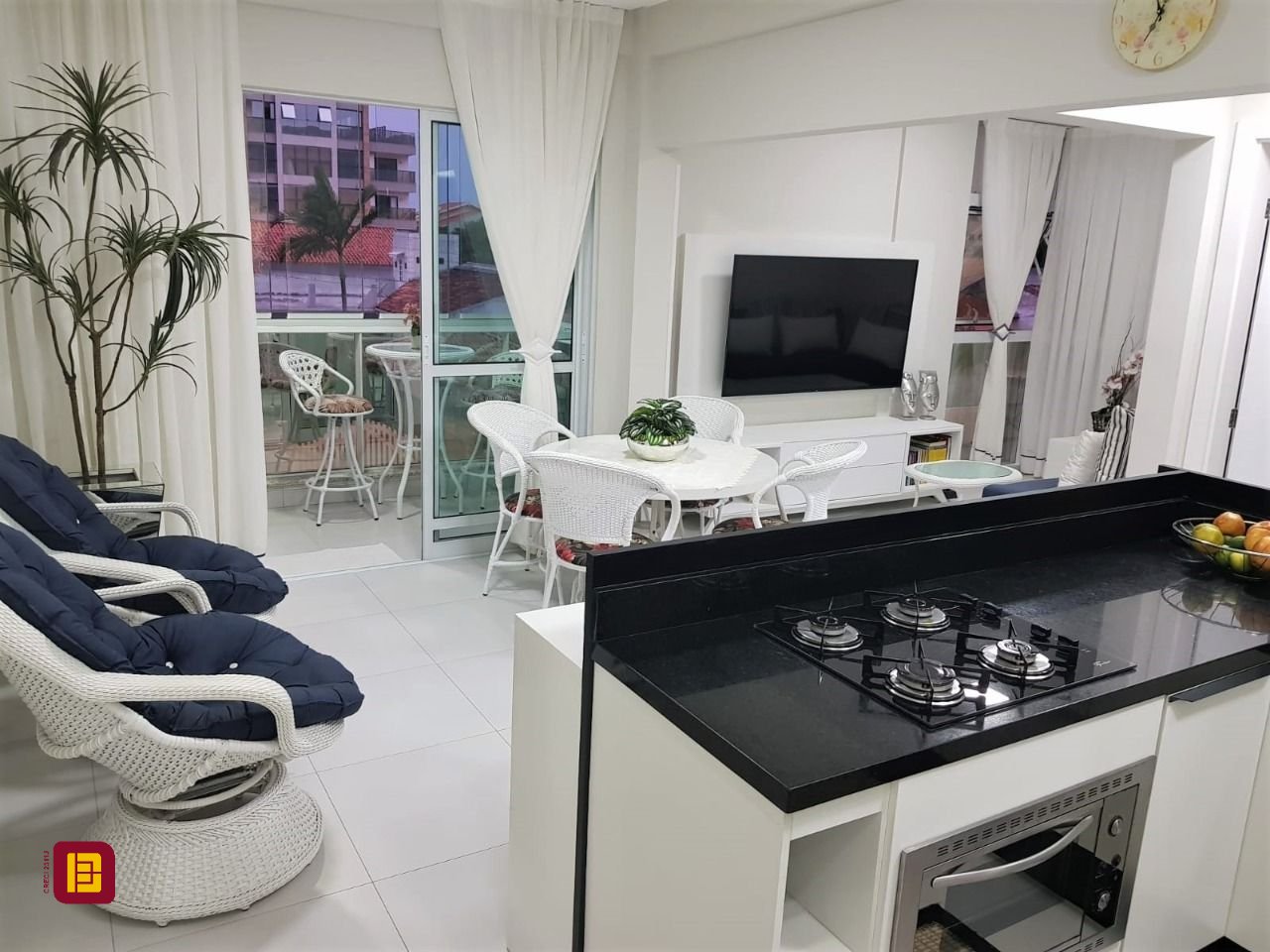 Apartamento com 60m², 1 quarto (sendo 1 suíte), 1 garagem, no bairro Armação Piedade em Governador Celso Ramos