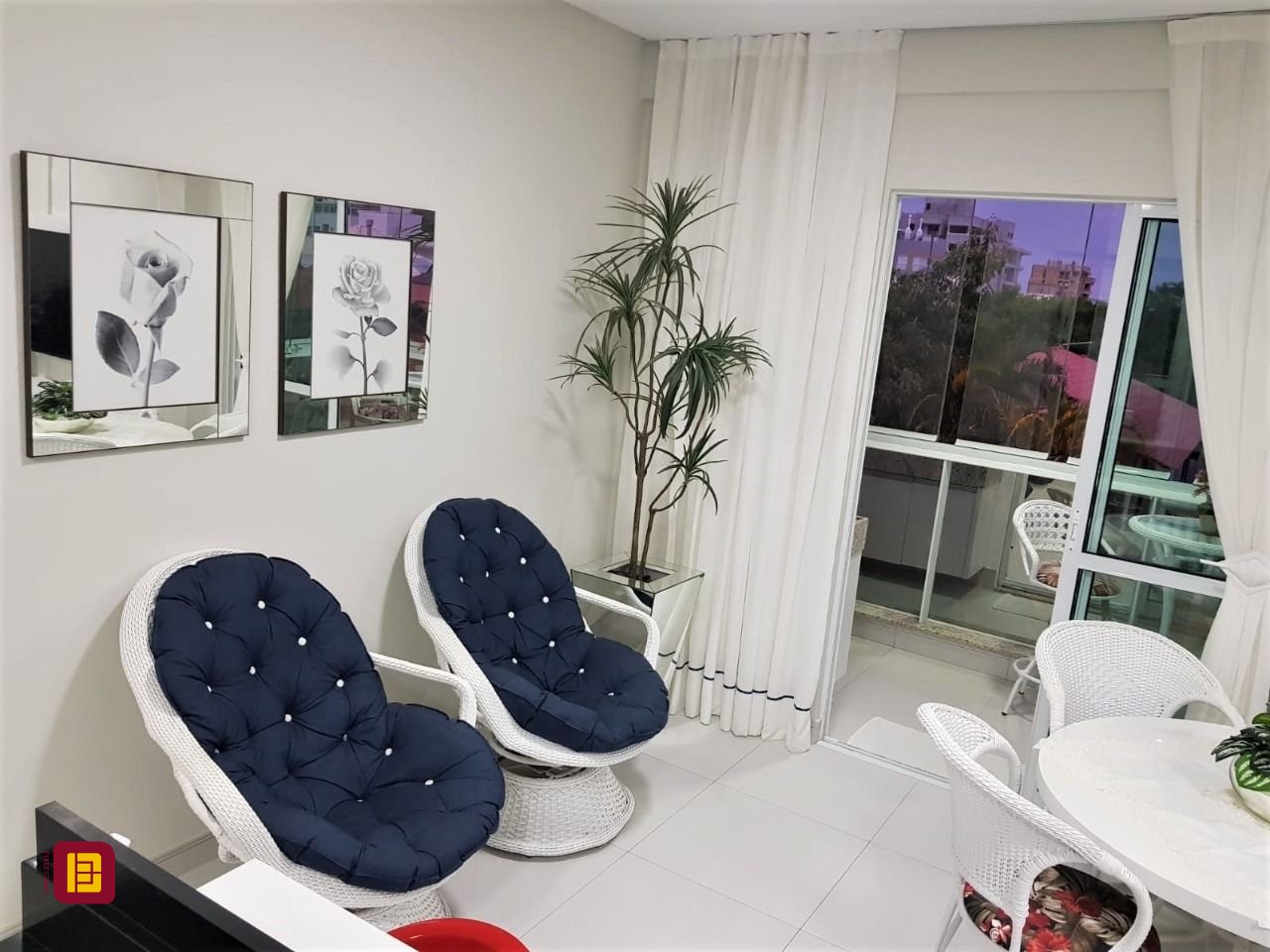 Apartamento com 60m², 1 quarto (sendo 1 suíte), 1 garagem, no bairro Armação Piedade em Governador Celso Ramos