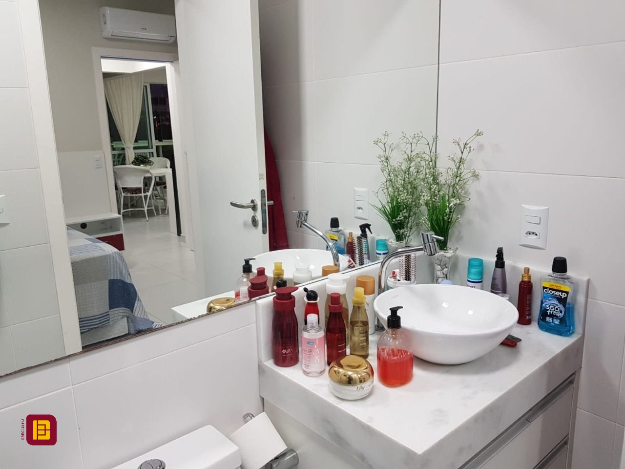 Apartamento com 60m², 1 quarto (sendo 1 suíte), 1 garagem, no bairro Armação Piedade em Governador Celso Ramos