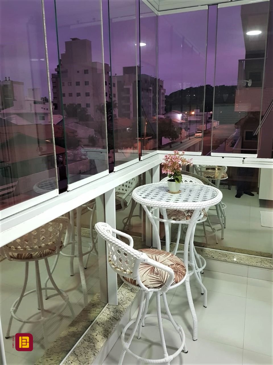 Apartamento com 60m², 1 quarto (sendo 1 suíte), 1 garagem, no bairro Armação Piedade em Governador Celso Ramos