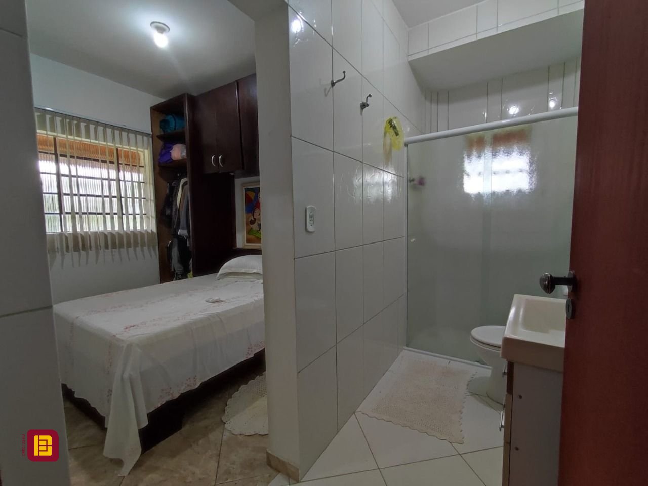 Sítio com 200m², 3 quartos (sendo 1 suíte), 2 garagens, no bairro Sorocaba de Dentro em Biguaçu