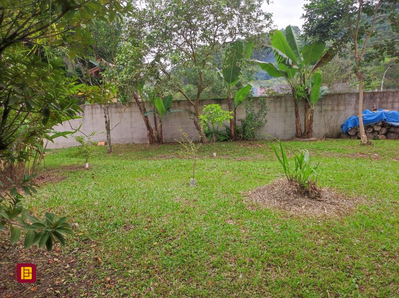 Sítio com 200m², 3 quartos (sendo 1 suíte), 2 garagens, no bairro Sorocaba de Dentro em Biguaçu