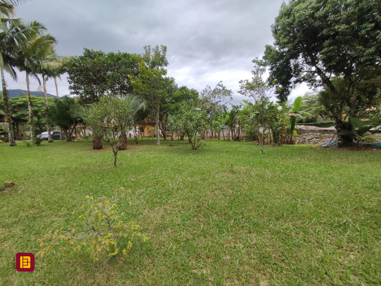 Sítio com 200m², 3 quartos (sendo 1 suíte), 2 garagens, no bairro Sorocaba de Dentro em Biguaçu