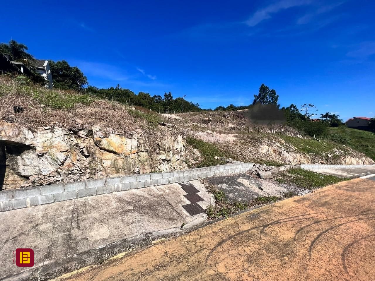 Terreno com 3069m², no bairro Itacorubi em Florianópolis