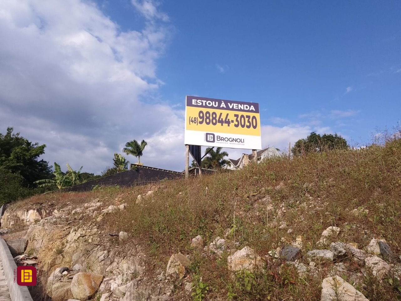 Terreno com 3069m², no bairro Itacorubi em Florianópolis