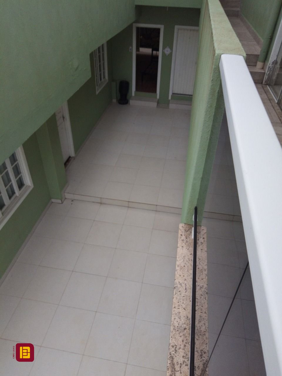 Casa com 484m², 14 quartos (sendo 7 suítes), 10 garagens, no bairro Armação do Pântano do Sul em Florianópolis
