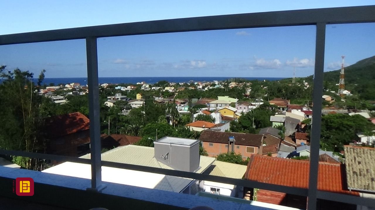 Casa com 484m², 14 quartos (sendo 7 suítes), 10 garagens, no bairro Armação do Pântano do Sul em Florianópolis