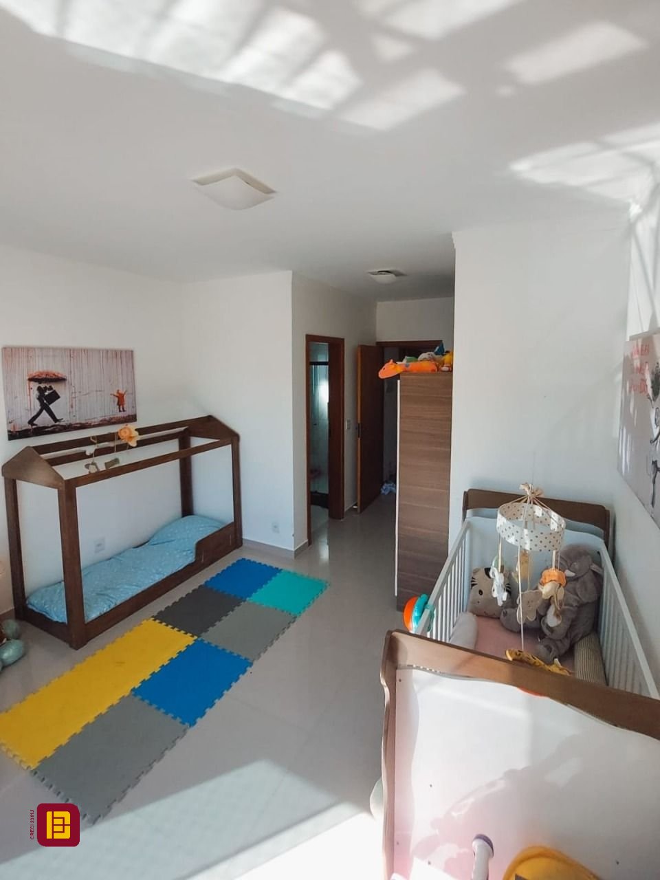 Casa com 133m², 5 quartos (sendo 2 suítes), 3 garagens, no bairro Rio Vermelho em Florianópolis
