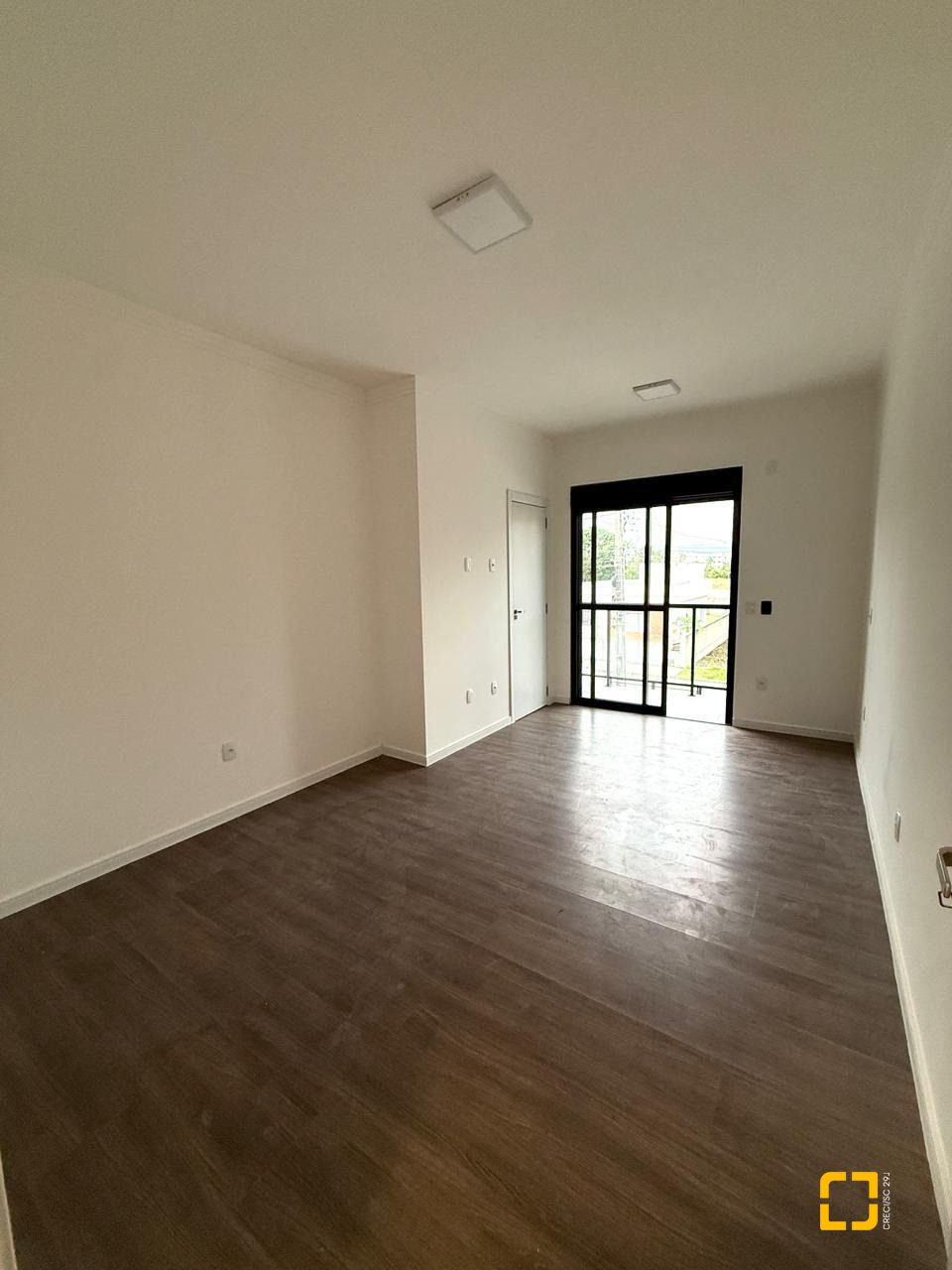 Casa com 110m², 3 quartos (sendo 1 suíte), 2 garagens, no bairro Sertão do Maruim em São José