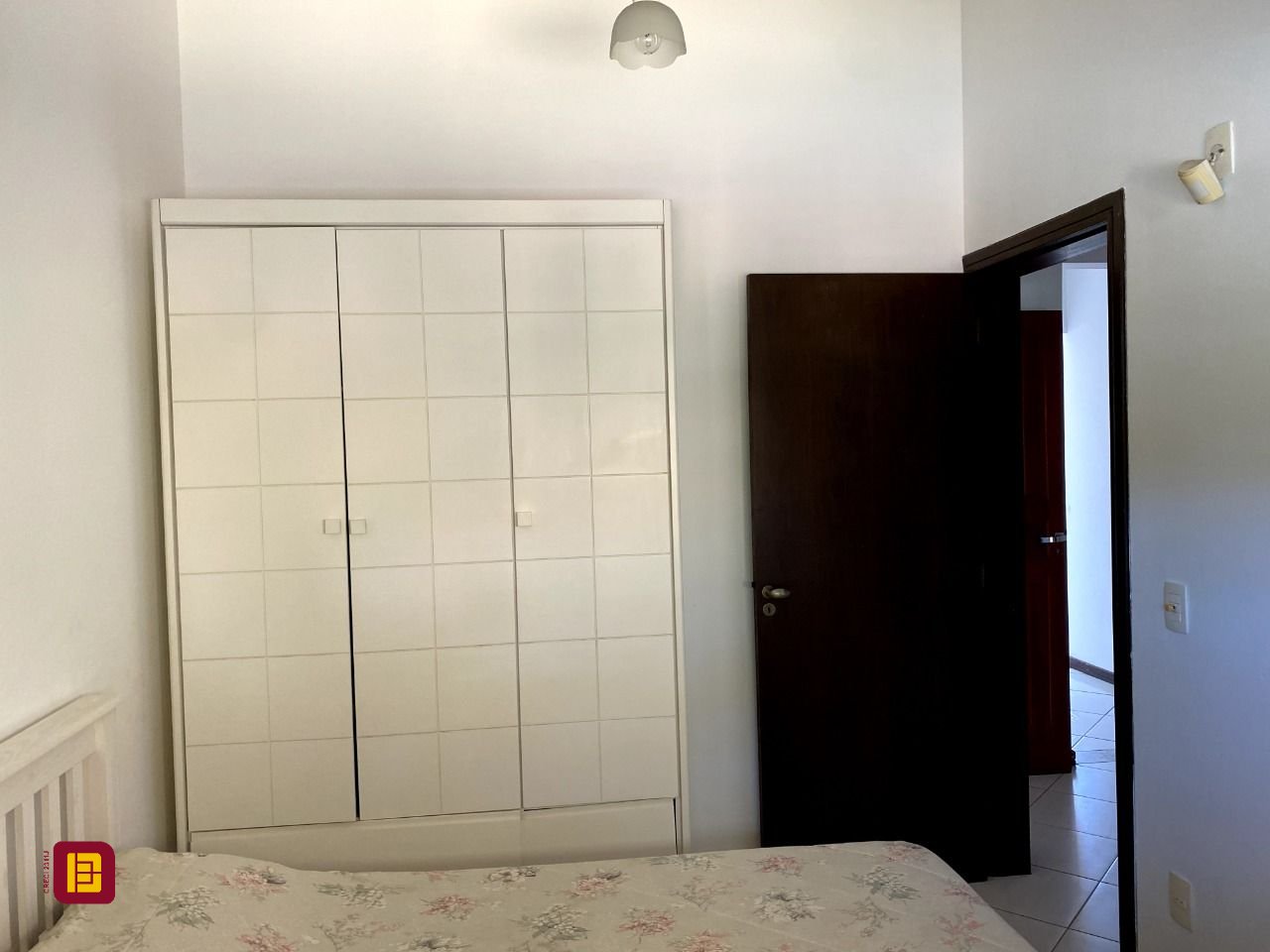 Casa com 189m², 4 quartos, 3 garagens, no bairro Campeche Leste em Florianópolis