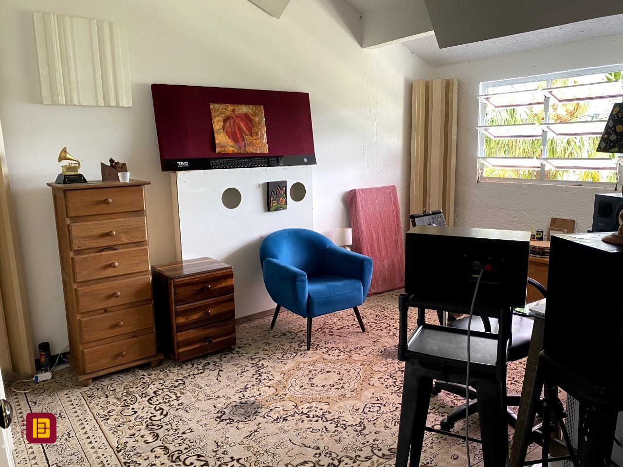 Casa com 189m², 4 quartos, 3 garagens, no bairro Campeche Leste em Florianópolis