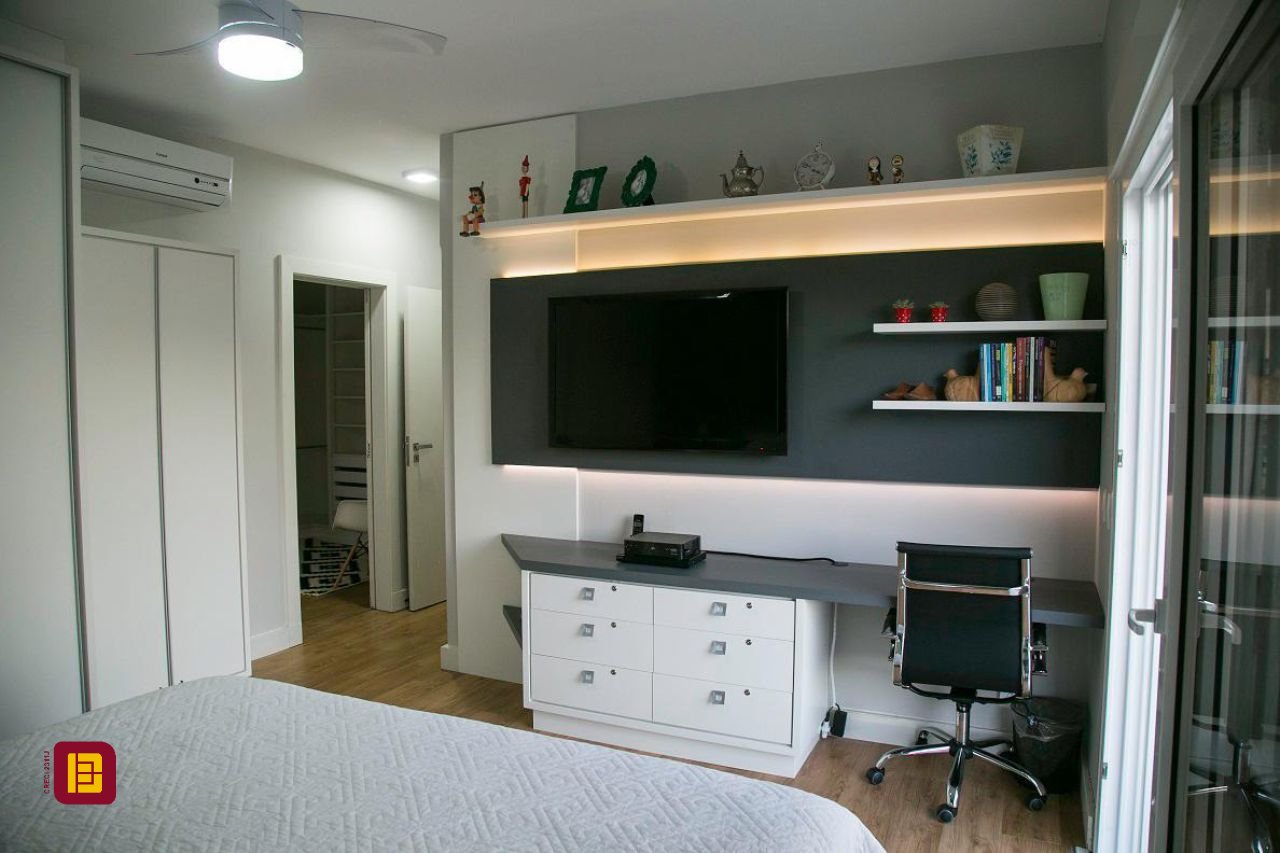 Casa com 436m², 9 quartos (sendo 4 suítes), 4 garagens, no bairro Jurerê Internacional em Florianópolis