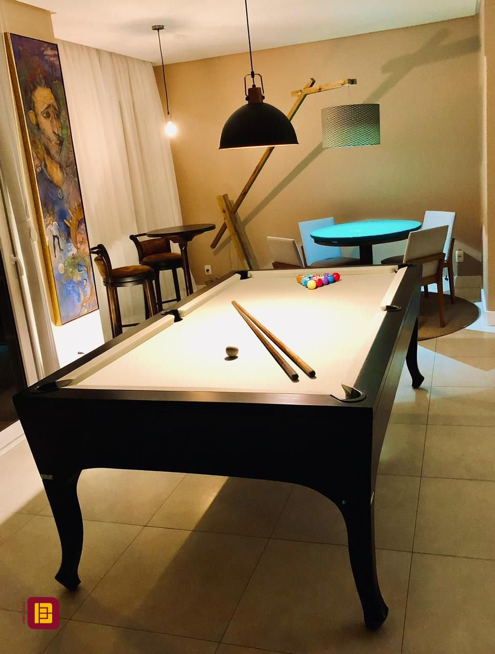 Casa com 436m², 9 quartos (sendo 4 suítes), 4 garagens, no bairro Jurerê Internacional em Florianópolis